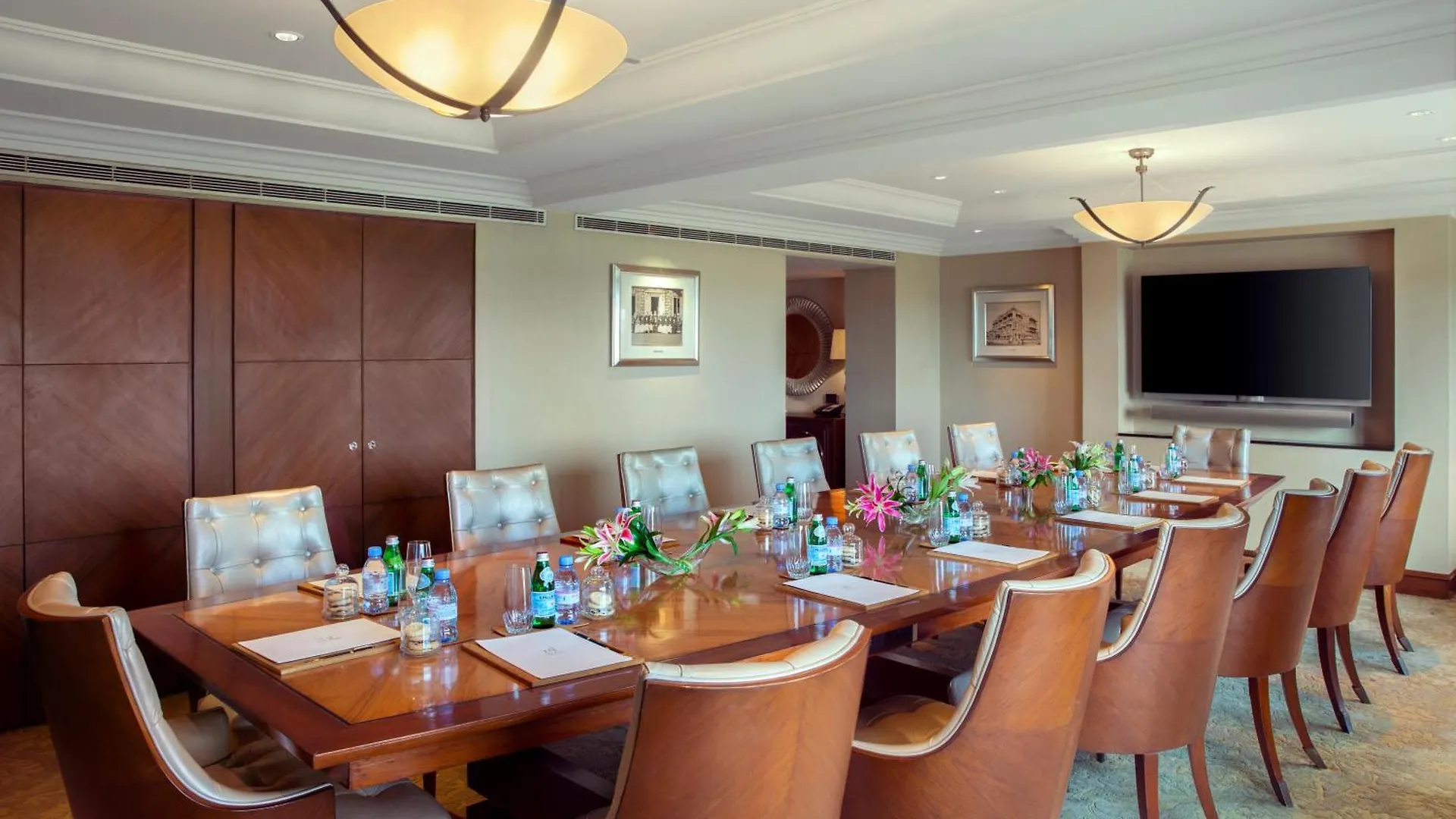 Taj Palace, ניו דלהי מלון
